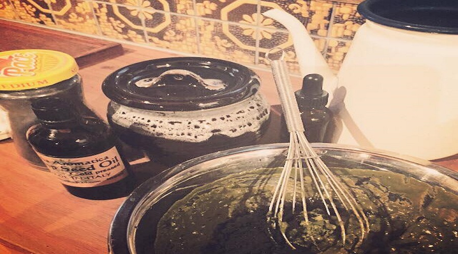 写真：井戸のポンプ